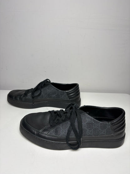 Men's Size 6.5 Authentic Gucci GG Canvas Low Grey & Black Monogram Pre-Owned Sneakers