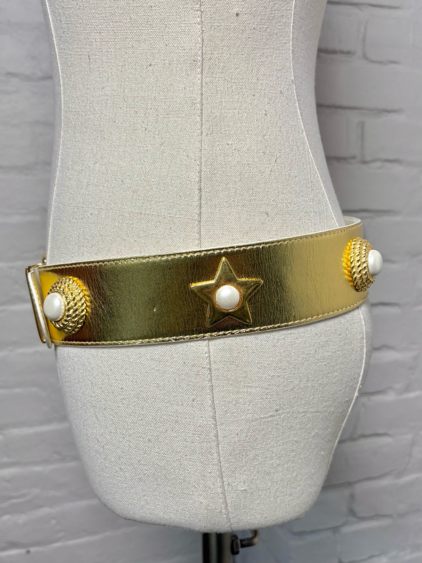 Escada Leather 40 (S) Vintage Metallic Gold Pearls Belt