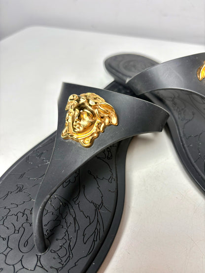 W Shoe Size 37 (6.5) Versace Black TPU Pre-owned Sandals