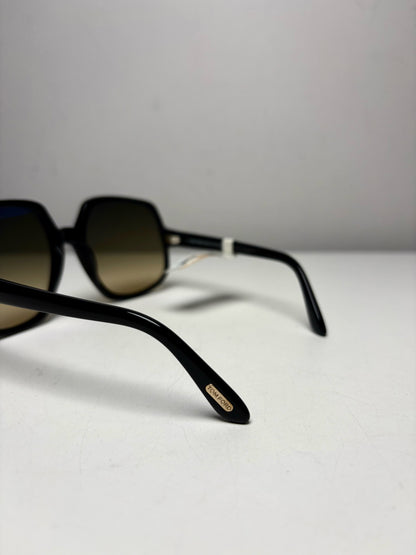 Tom Ford Women's NWT, Pre-owned Black Acetate Sunglasses