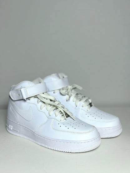 W Shoe Size 9 Nike White Leather Air Force 1 Tennis shoes