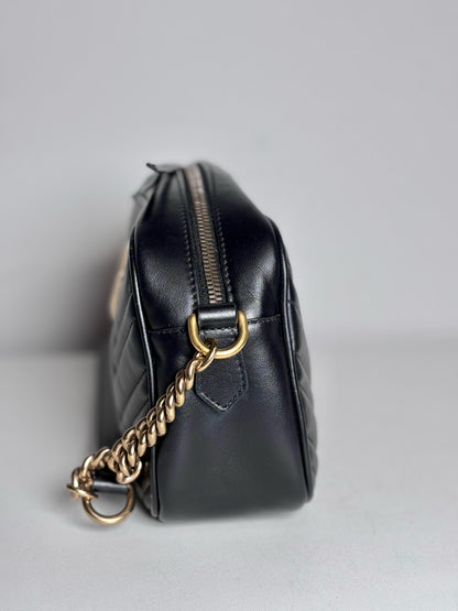 Gucci Marmont Camera Quilted Leather Pre-owned Black Nappa Small Purse Pre-owned