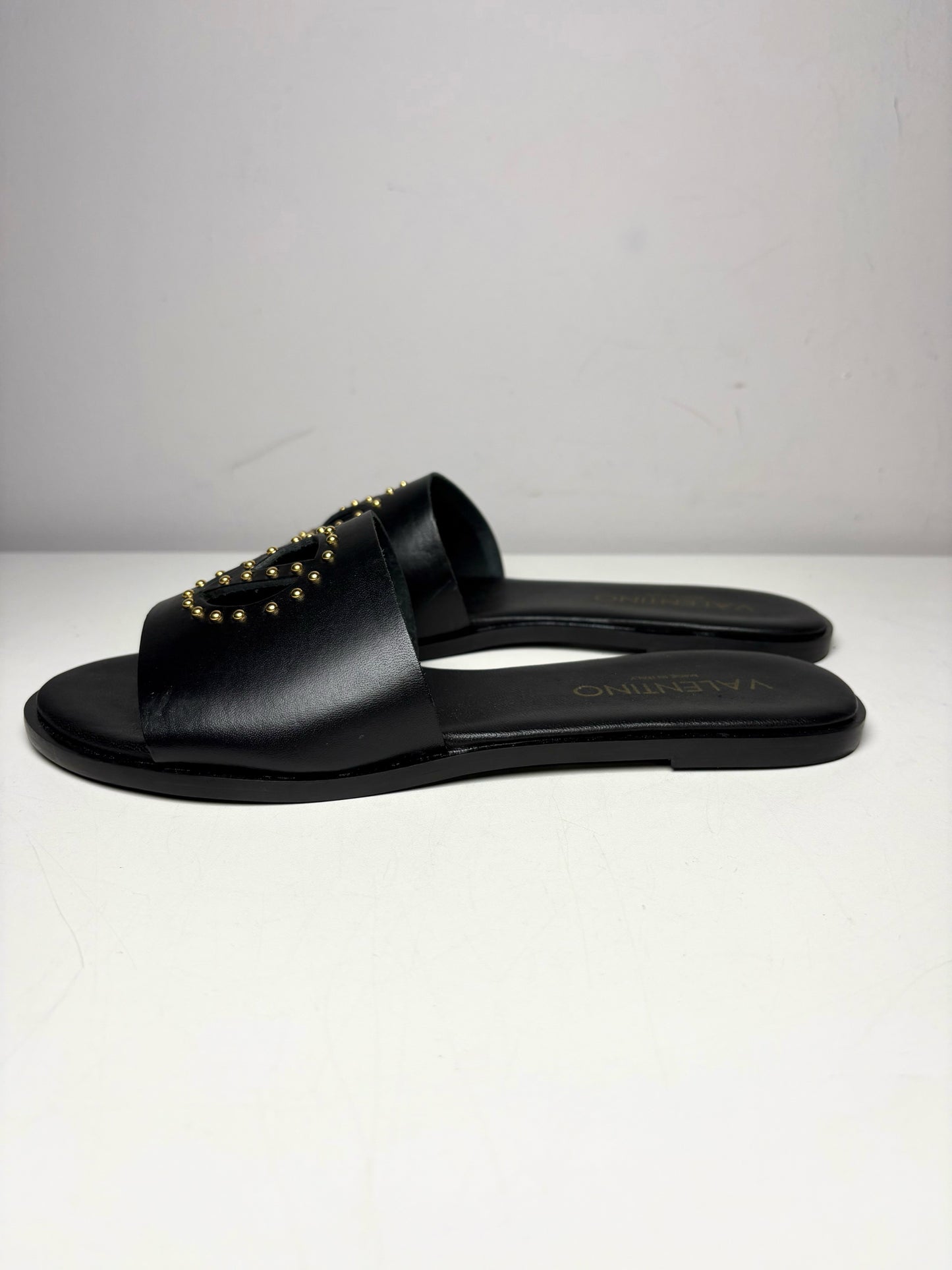 W Shoe Size 8 Mario Valentino Black Leather Cowhide Women's Sandals