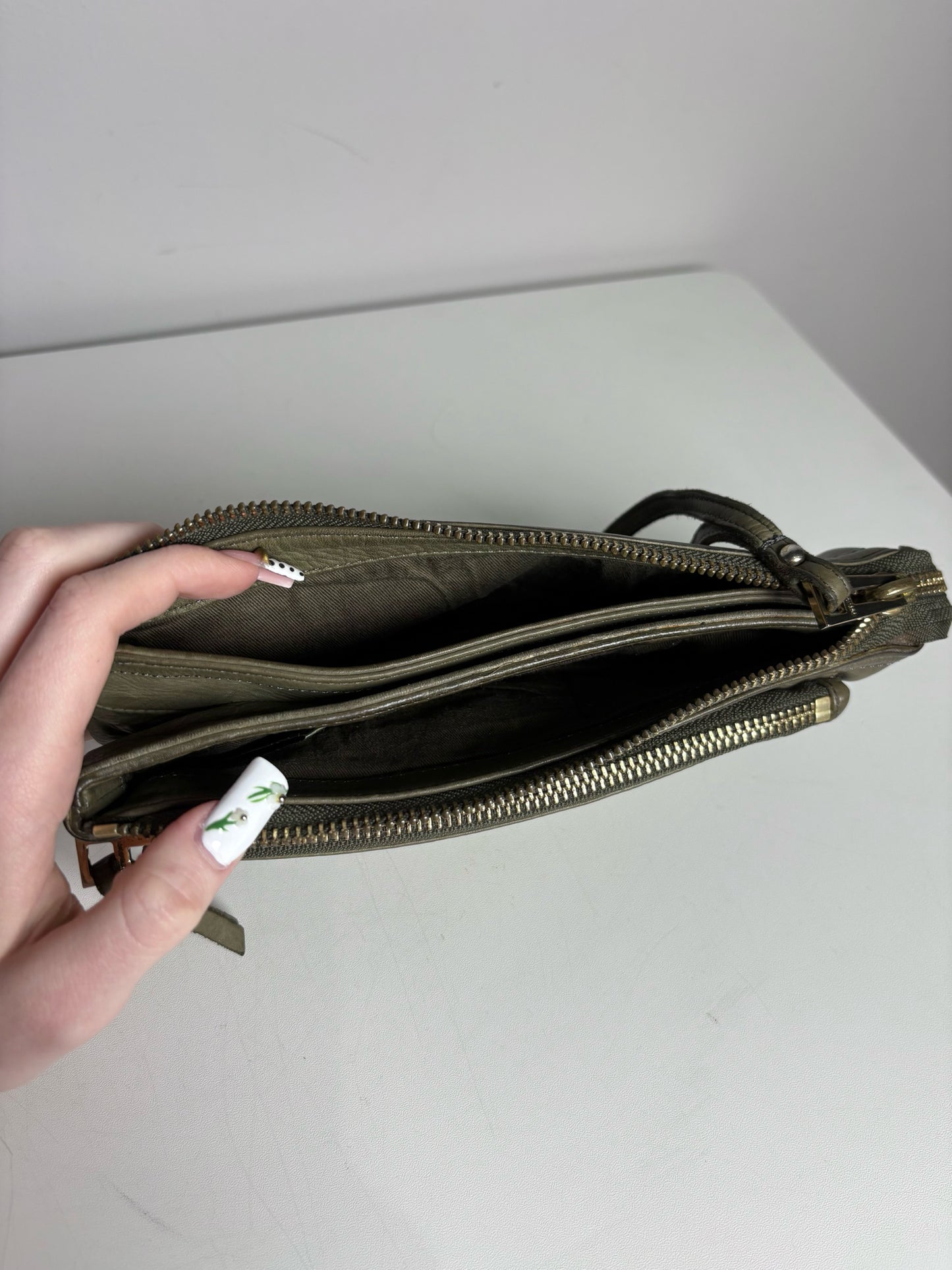 Zadig & Voltaire 100% Leather Pre-owned Charcoal Rock Clutch Purse