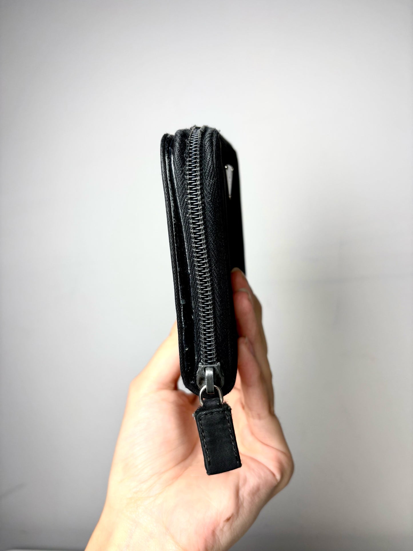 Prada Tessuto Nylon Vintage Pre-owned Black Wallet