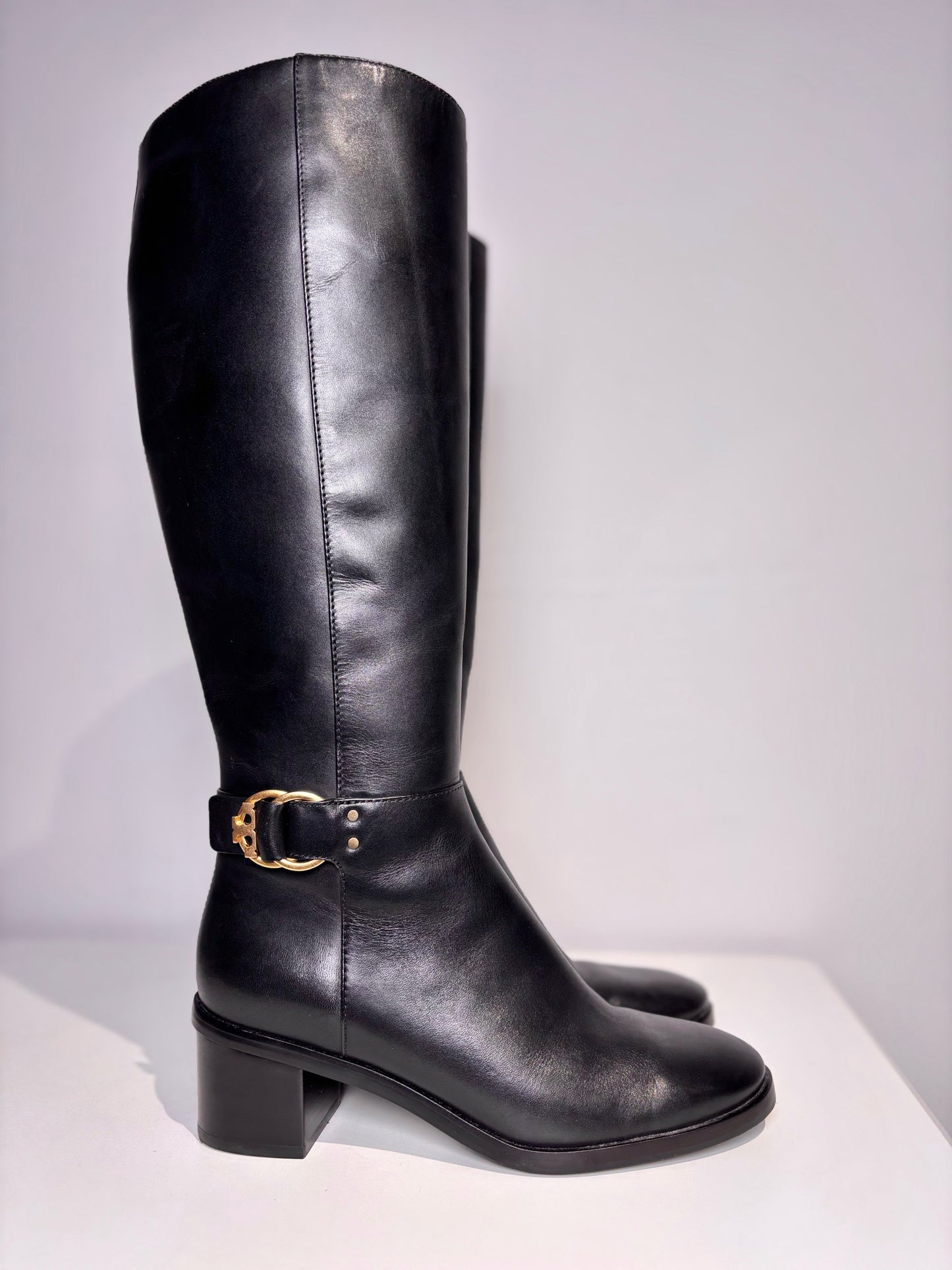 W Shoe Size 8 Tory Burch Black Leather Boots