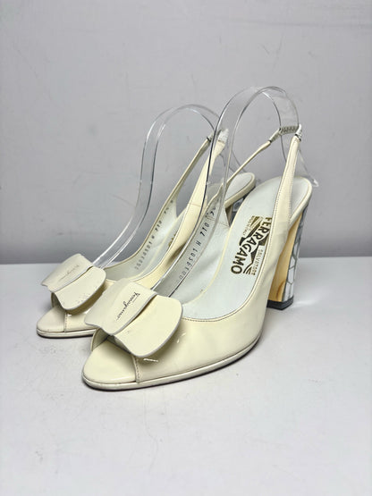 Women Shoe Size 7.5 B Salvatore Ferragamo Off-White Patent Leather Pre-Owned Slingback Heels