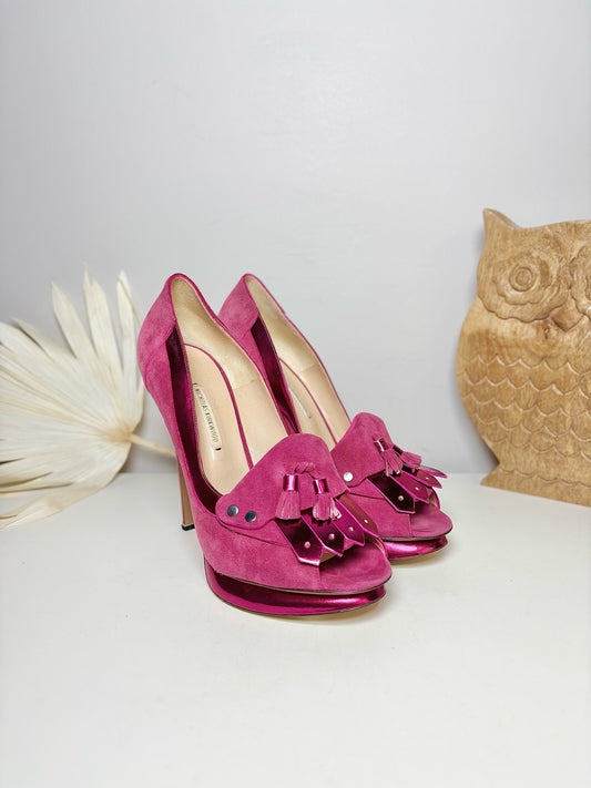 W Shoe Size 40 (10, US) Nicholas Kirkwood Pink Leather Suede Heels