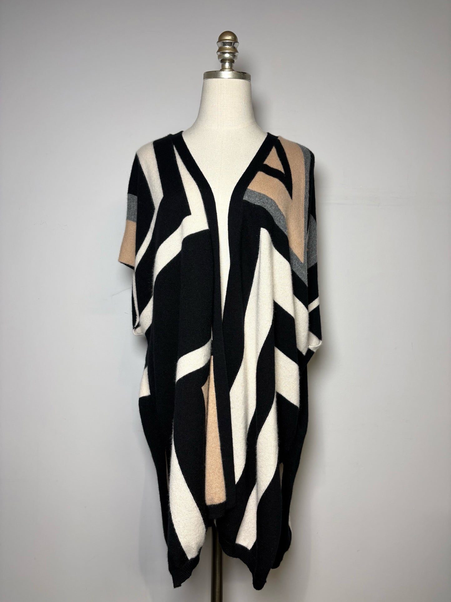 Women Size L/XL Neiman Marcus Multi-Color Geometric Print Women's Sweater