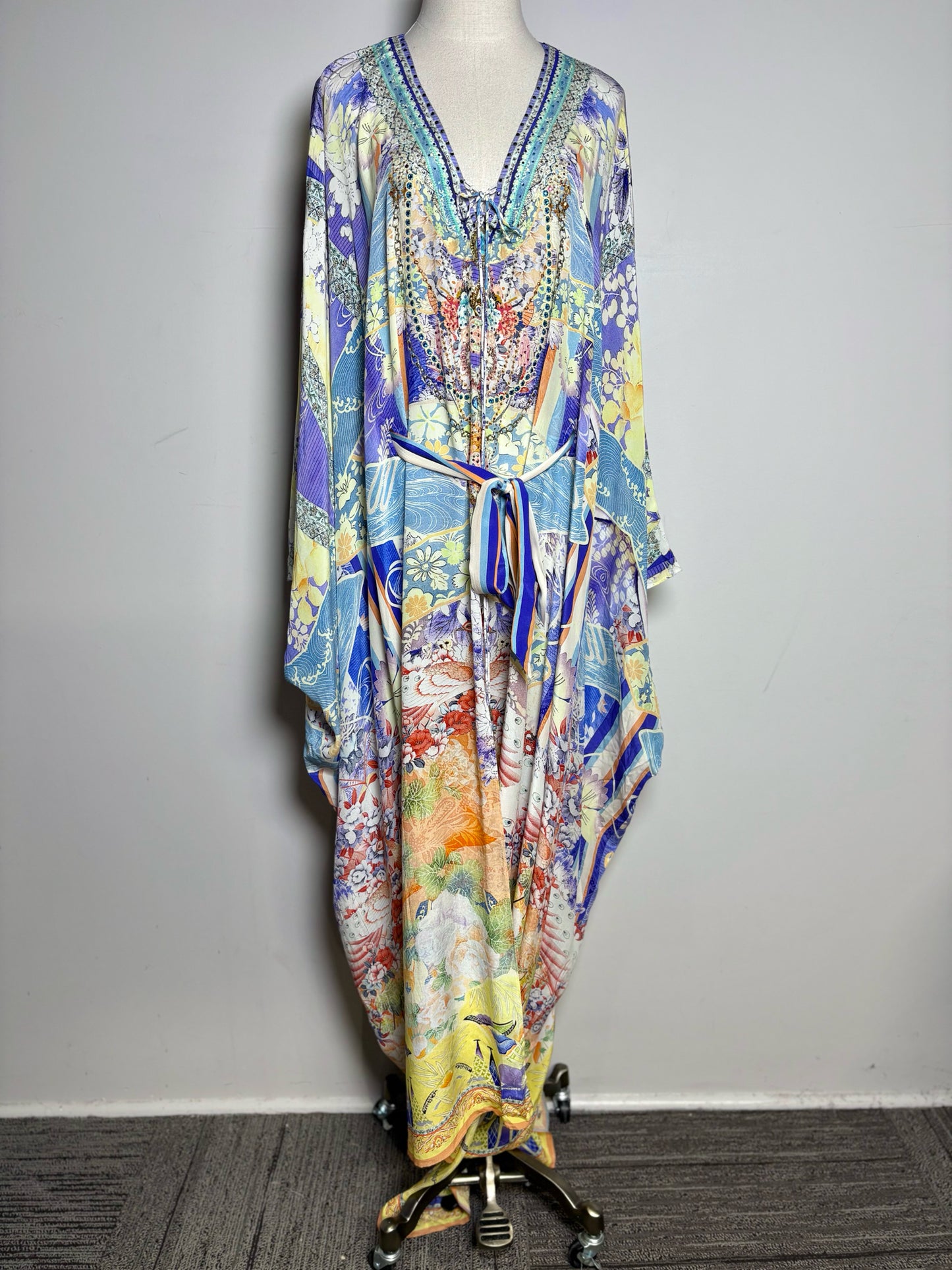 Women Size OS Camilla Floral Print Crystal Beads Silk Kaftan Pre-owned Dress