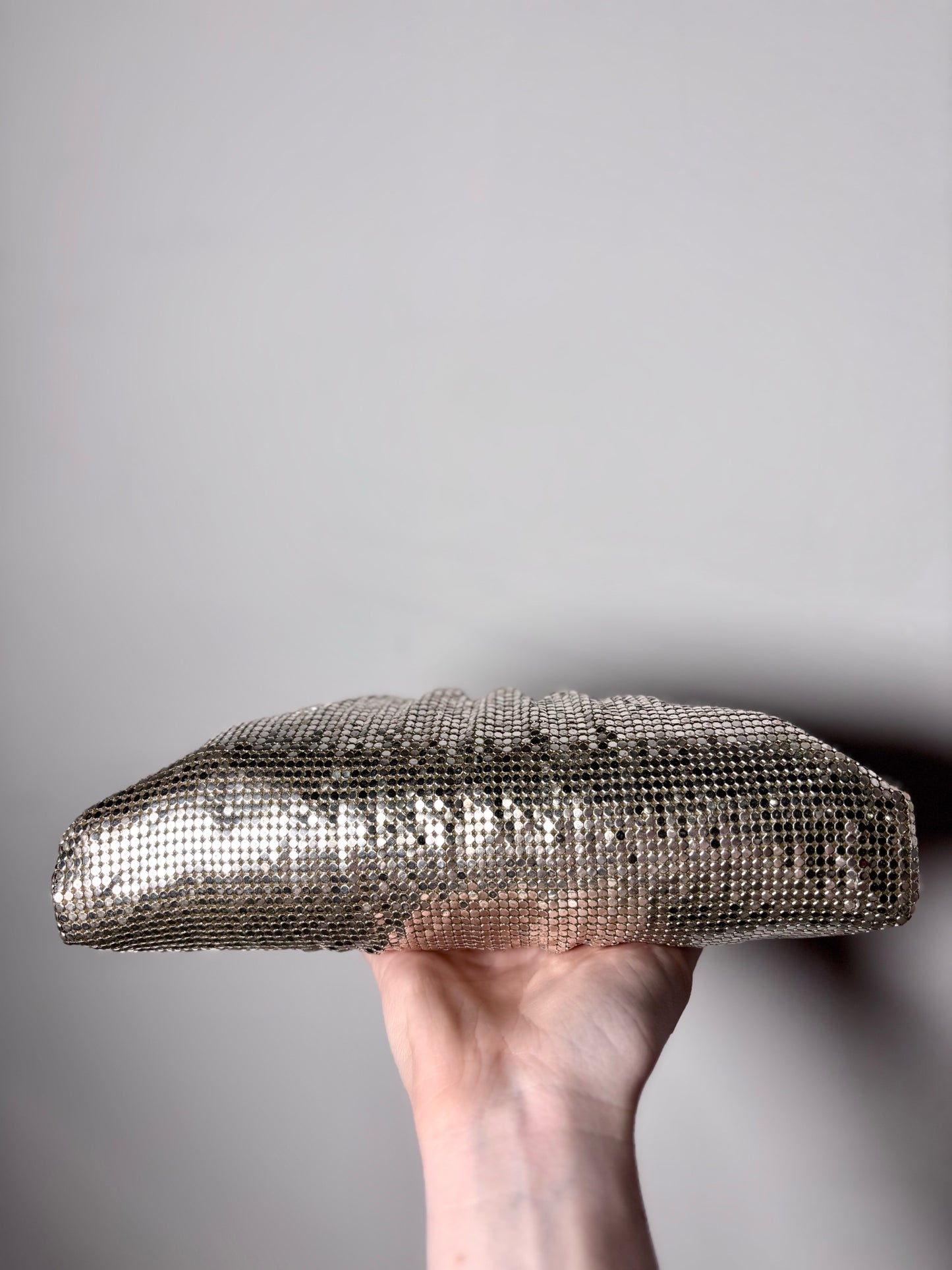 Metal Whiting & Davis Silver Vintage Evening Bag