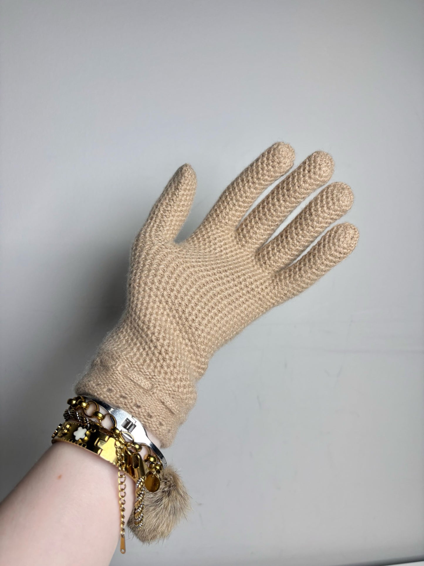 Neiman Marcus Women's Gloves