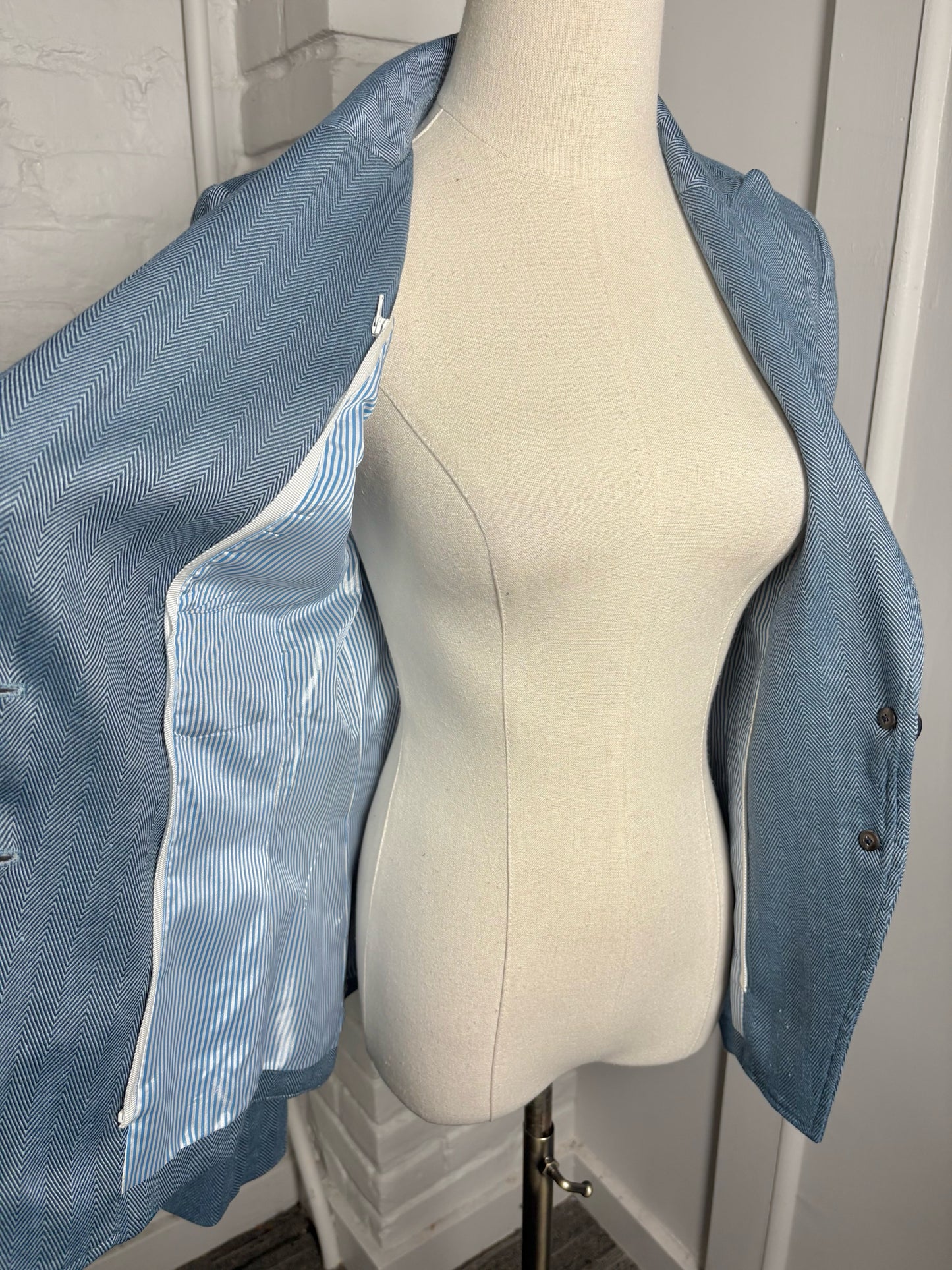 Women Size 2 Veronica Beard Blue Herringbone Blazer