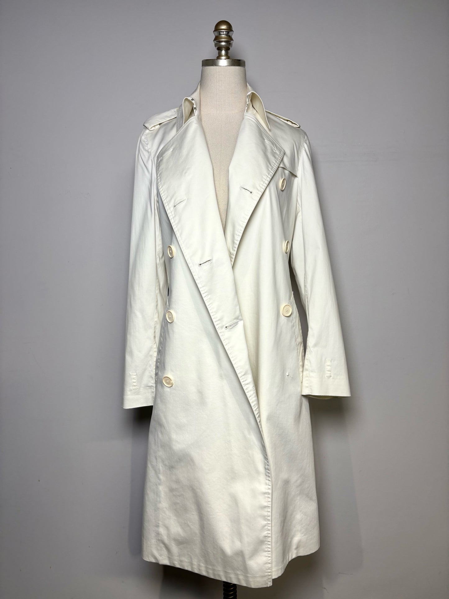 Women Size 4 Burberry White Cotton Blend Trench/Rain Coat