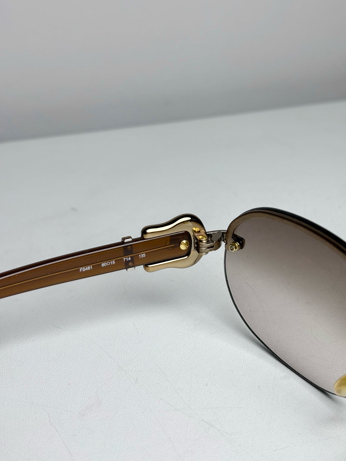 Fendi FS481 Vintage Pre-owned Gradient Brown Sunglasses