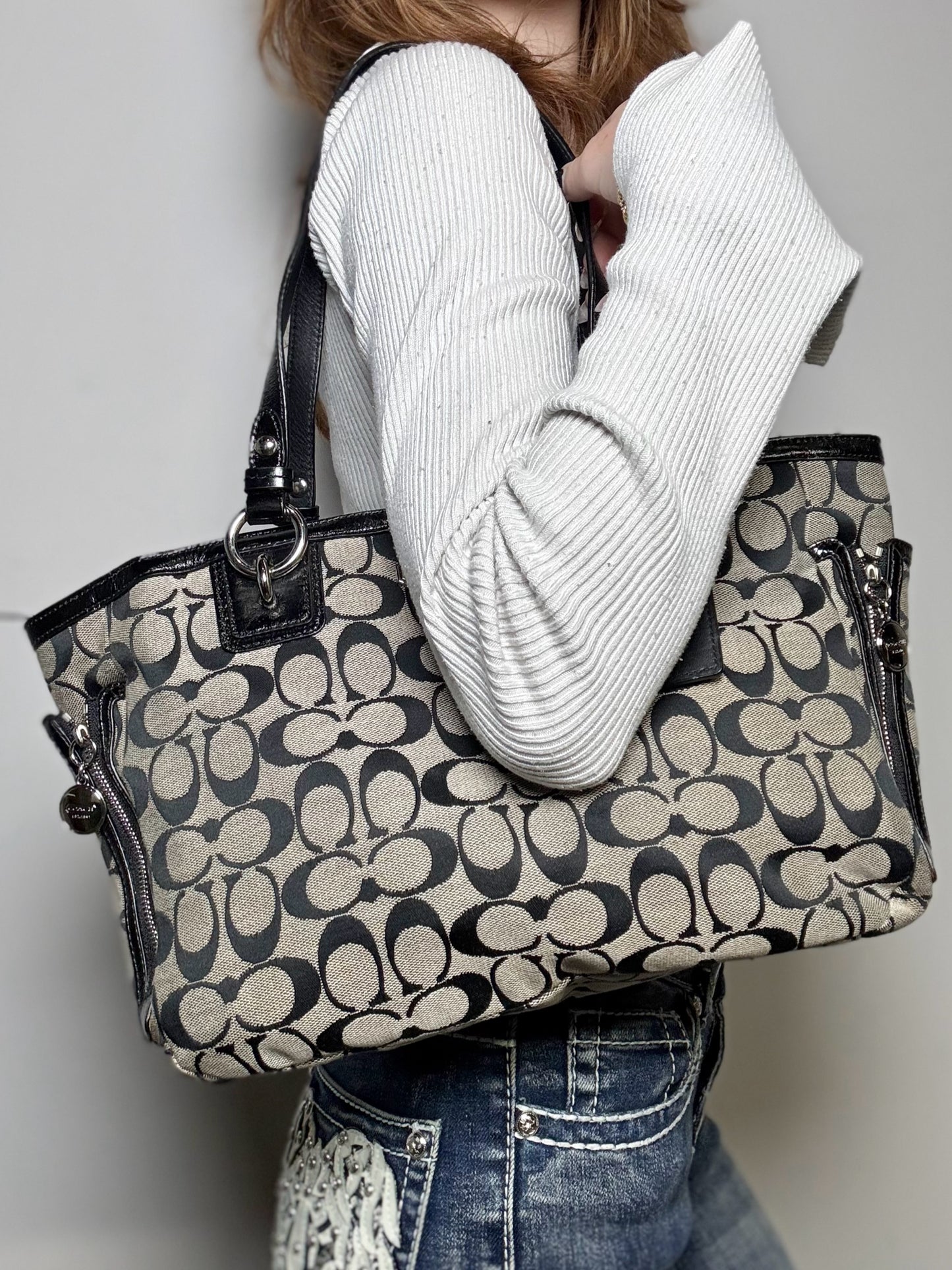 Coach Gallery Signature Monogram F19249 Canvas, Leather Pre-owned Purse