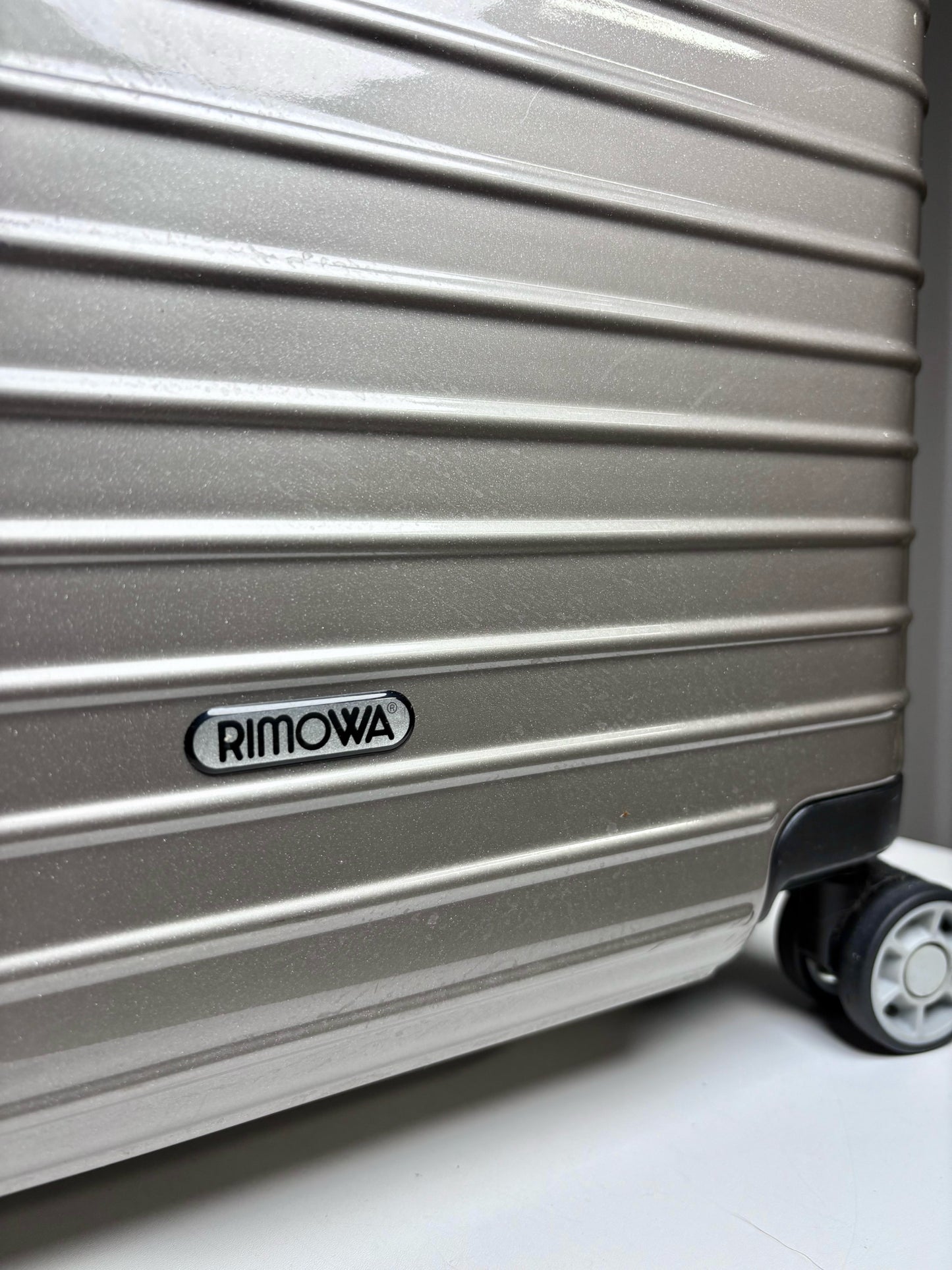 Rimowa Salsa 15" Taupe Sleeve Collection Suitcase Pre-owned
