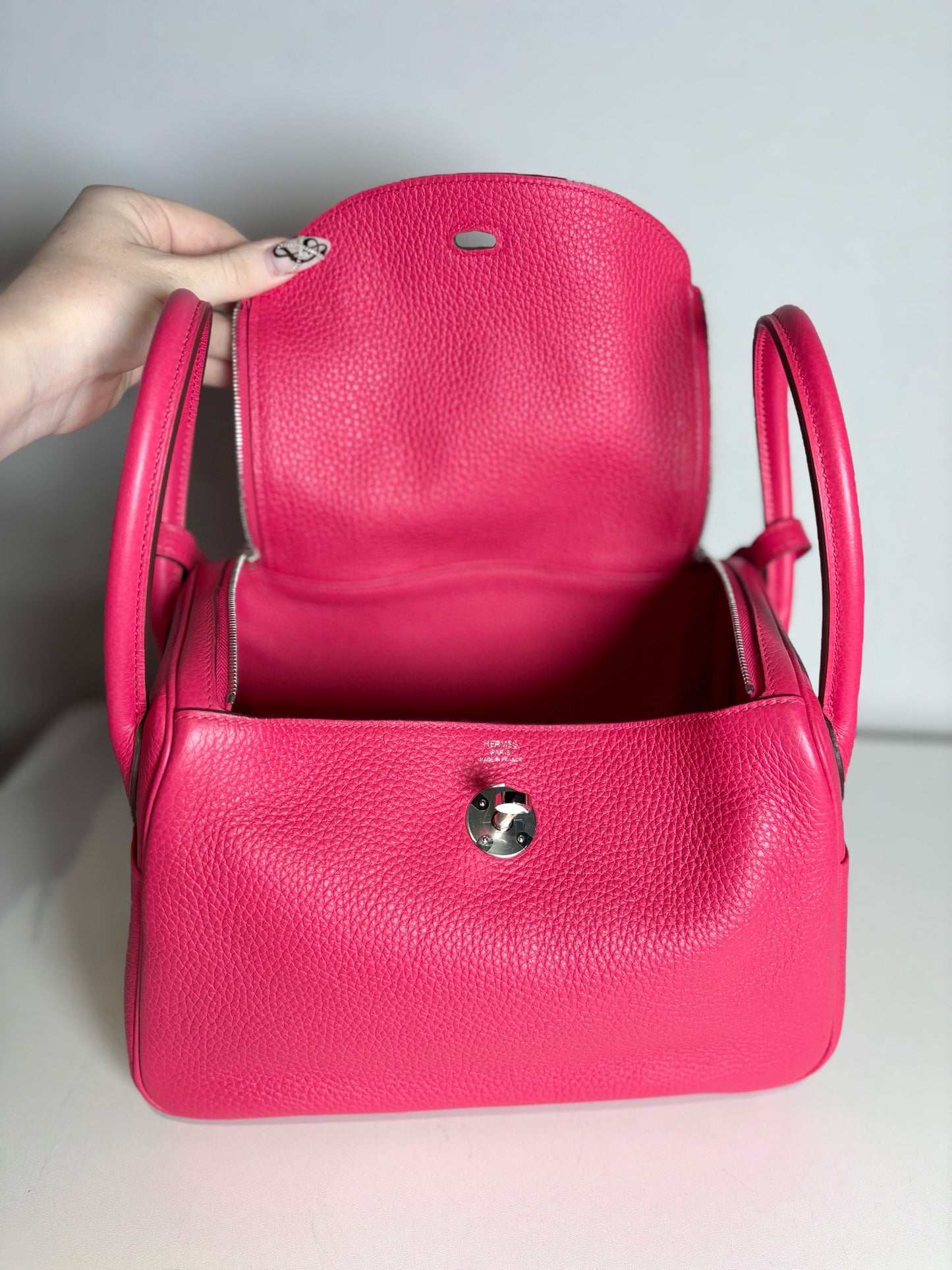 Women's Hermes Clemence Lindy 26 Pink Pre-owned Pink Pebble Grain Leather Purse