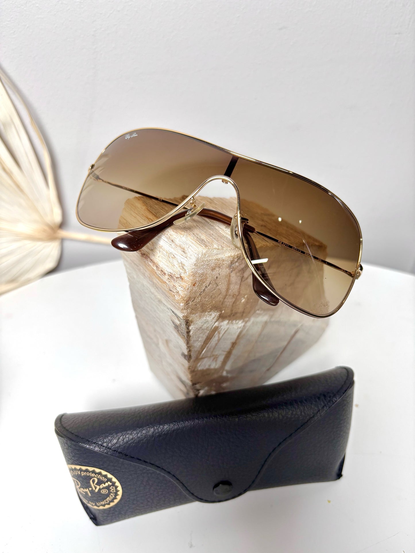 Metal Ray Ban Brown, gold Sunglasses
