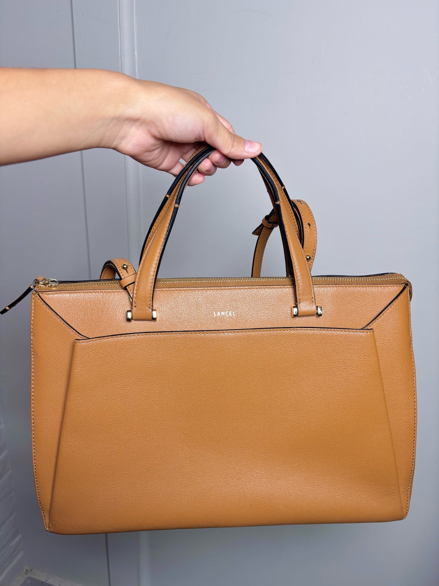 Lancel Solid Leather Camel Medium Purse