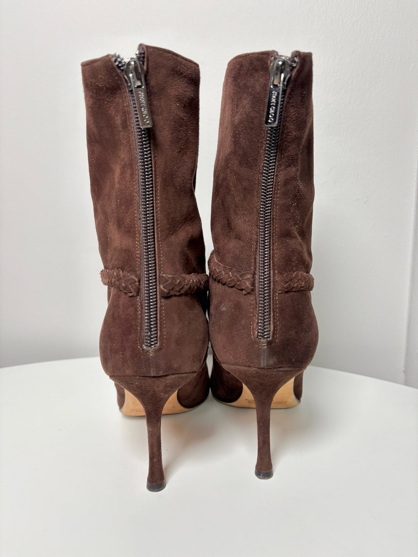 W Shoe Size 39 (8.5 US) Jimmy Choo Brown Suede Poined Toe Boots