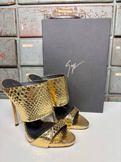 W Shoe Size 37 (6.5) Giuseppe Zanotti Design Metallic Gold Leather Heels