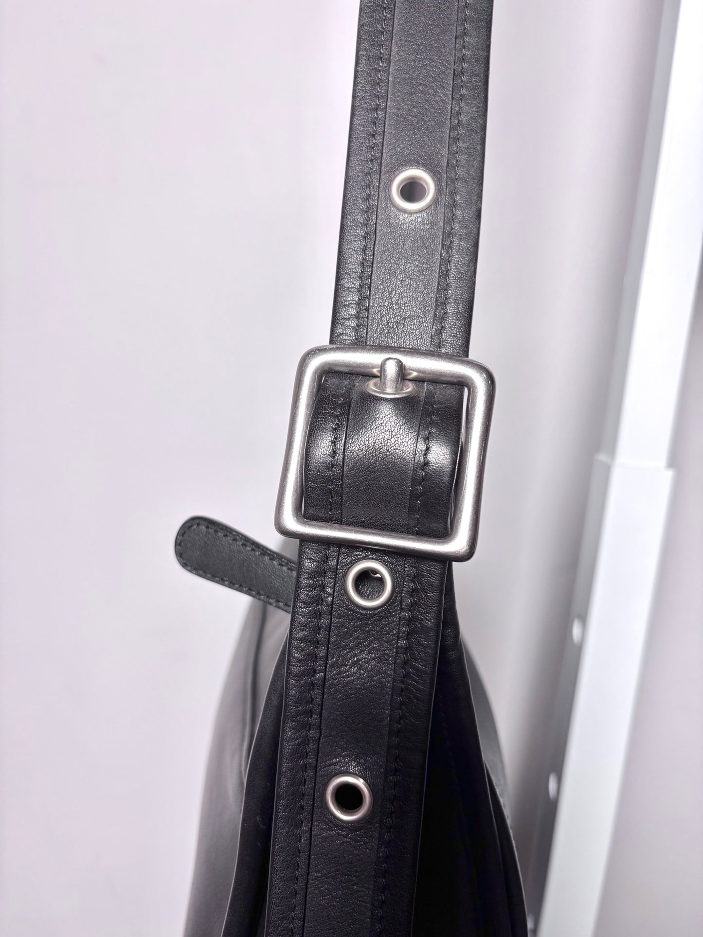 Leather Coach Solid Vintage Leather Pre-owned Black Genuine Leather Medium Purse