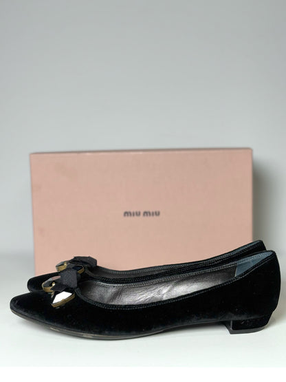 W Shoe Size 38.5 (7.5 US) Miu Miu Black Velvet Jewel Flats
