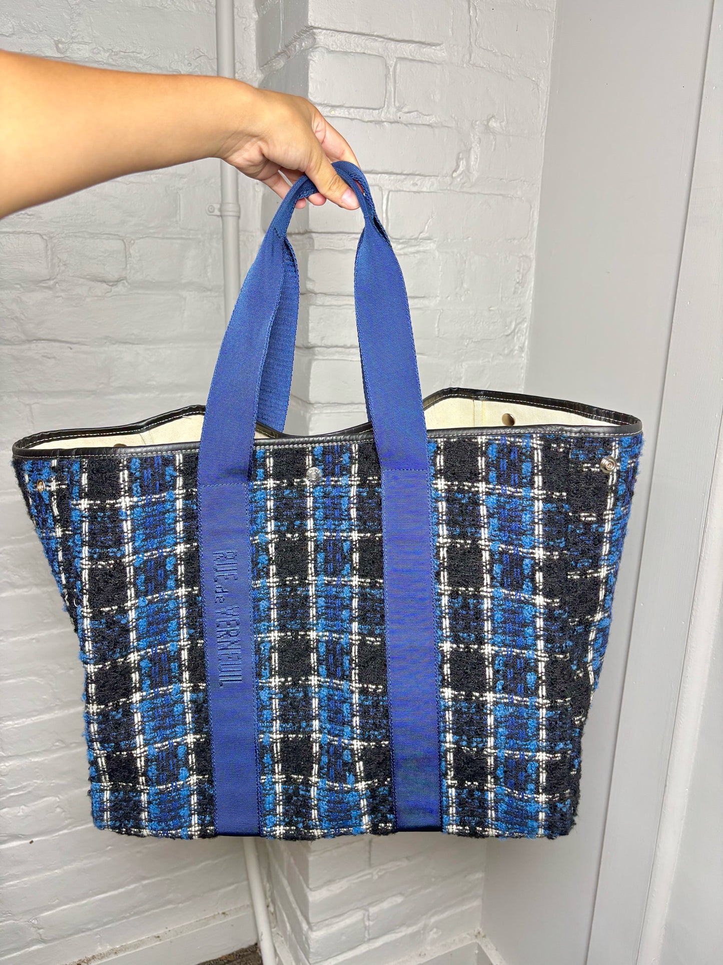 Rue de Verneuil Plaid Wool Pre-owned Blue, Black, Cream Purse