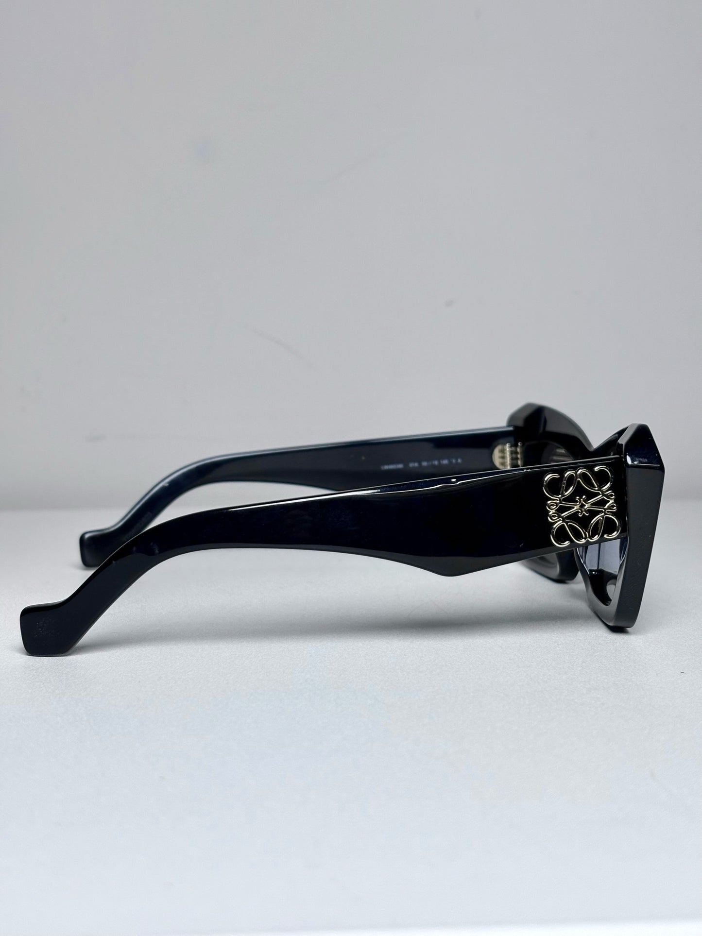 Acetate Loewe 50MM Cat-Eye Pre-owned Black Sunglasses