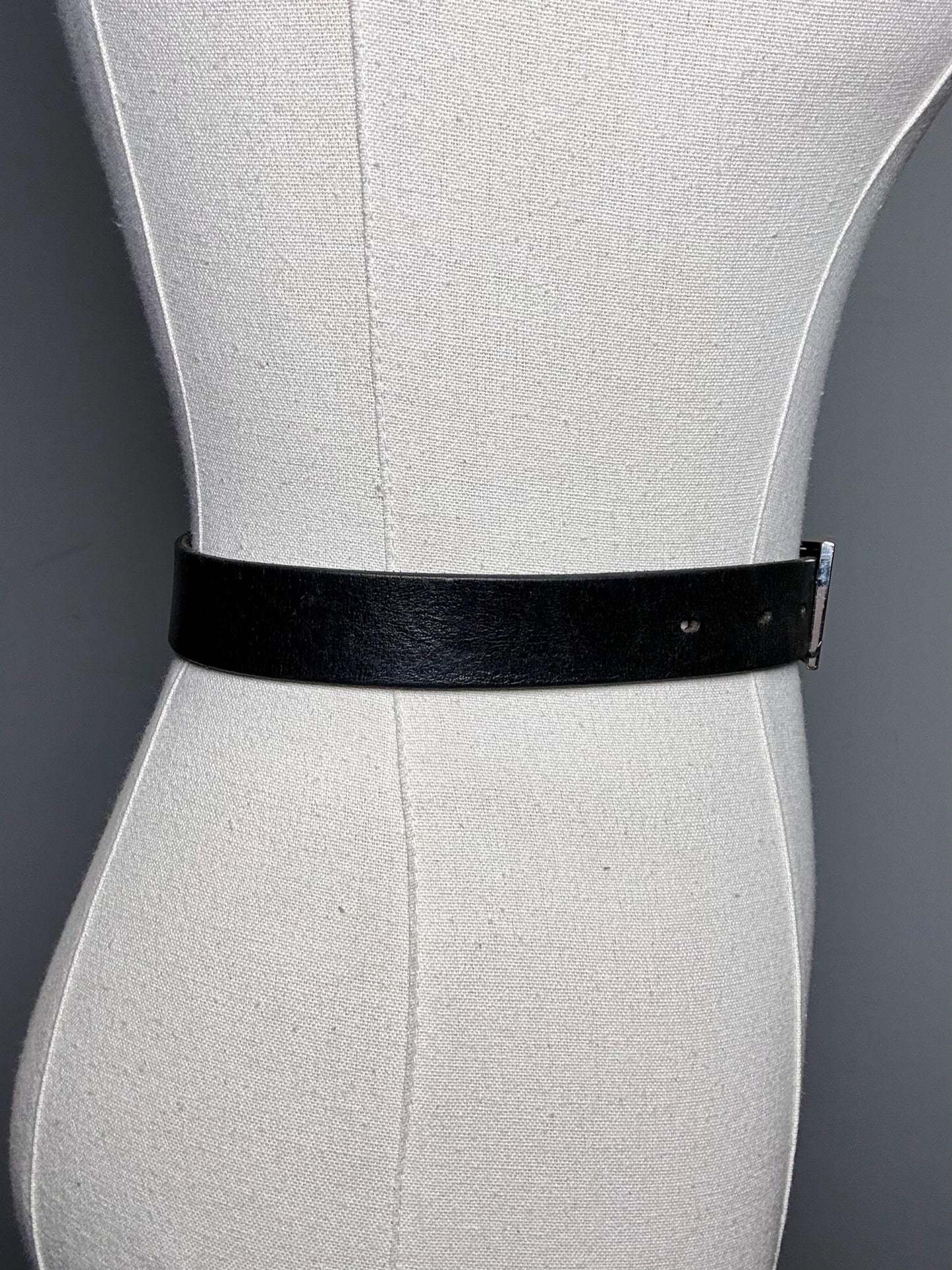 Mens Size M/L Gucci Black Leather Men's G-Buckle Belt