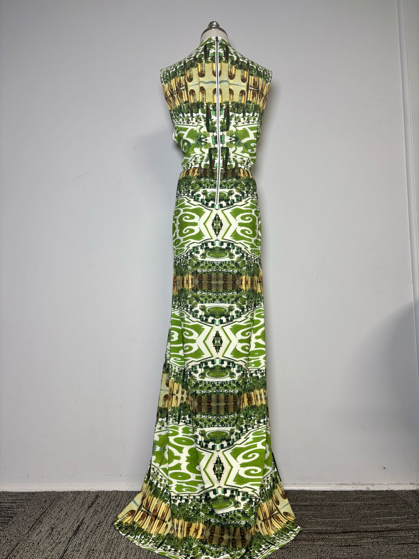 Women Size 8 Alice + Olivia Mirrored Gardens Versailles Pre-owned Dress