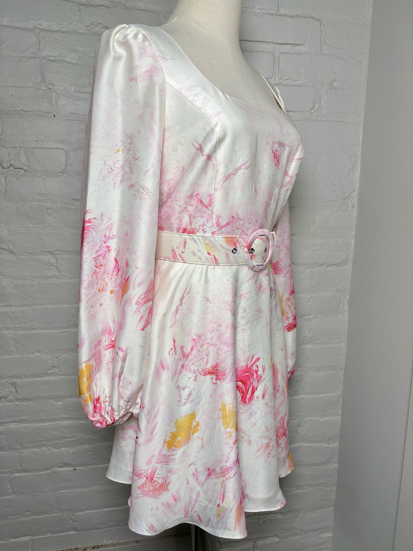 Women Size 2 BCBG Light Pink Floral NWT LS Dress