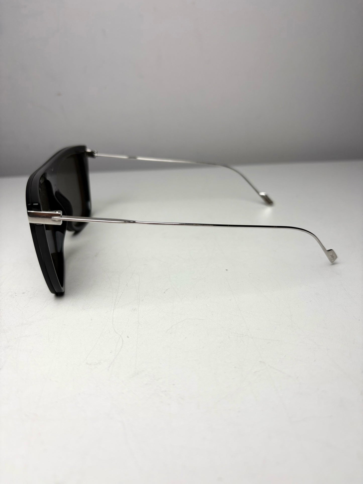 Saint Laurent Women's Pre-owned Black Acetate, Titanium Sunglasses