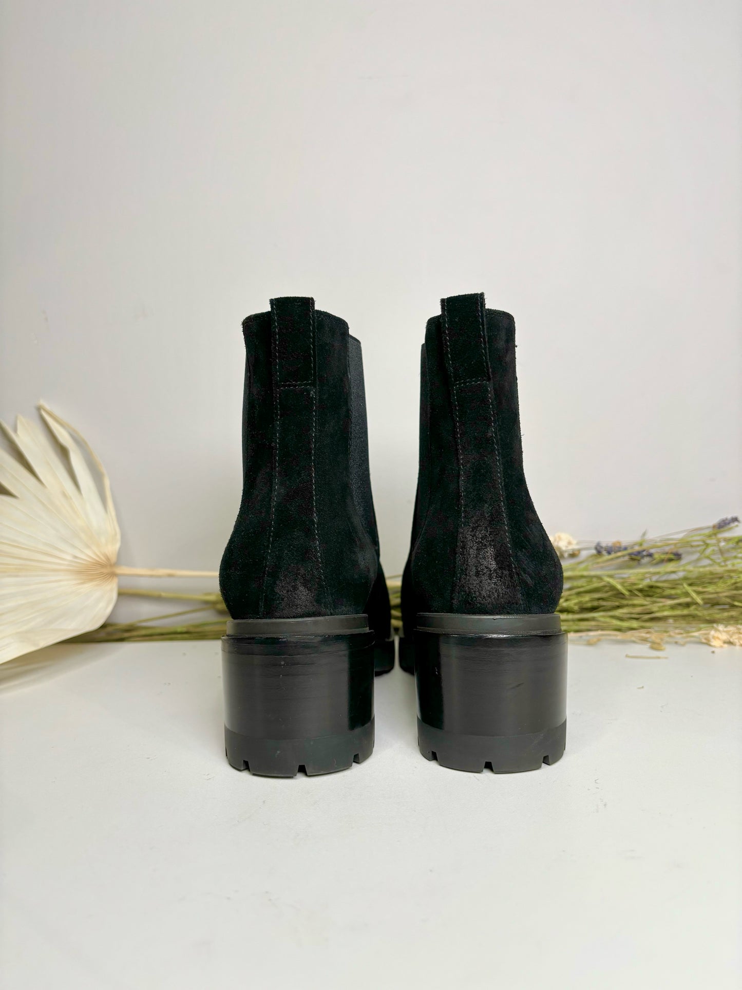 W Shoe Size 39 Santoni Black Leather Suede Ankle Slip on Boots
