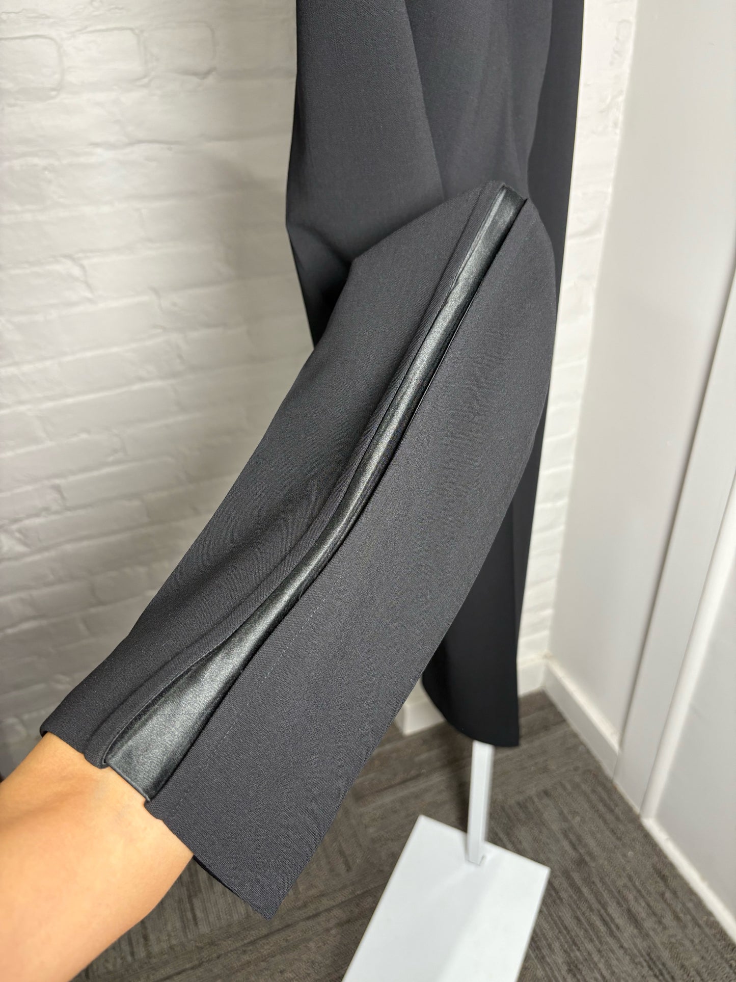 Women Size 48 (Small) Giorgio Armani Black Solid Pants