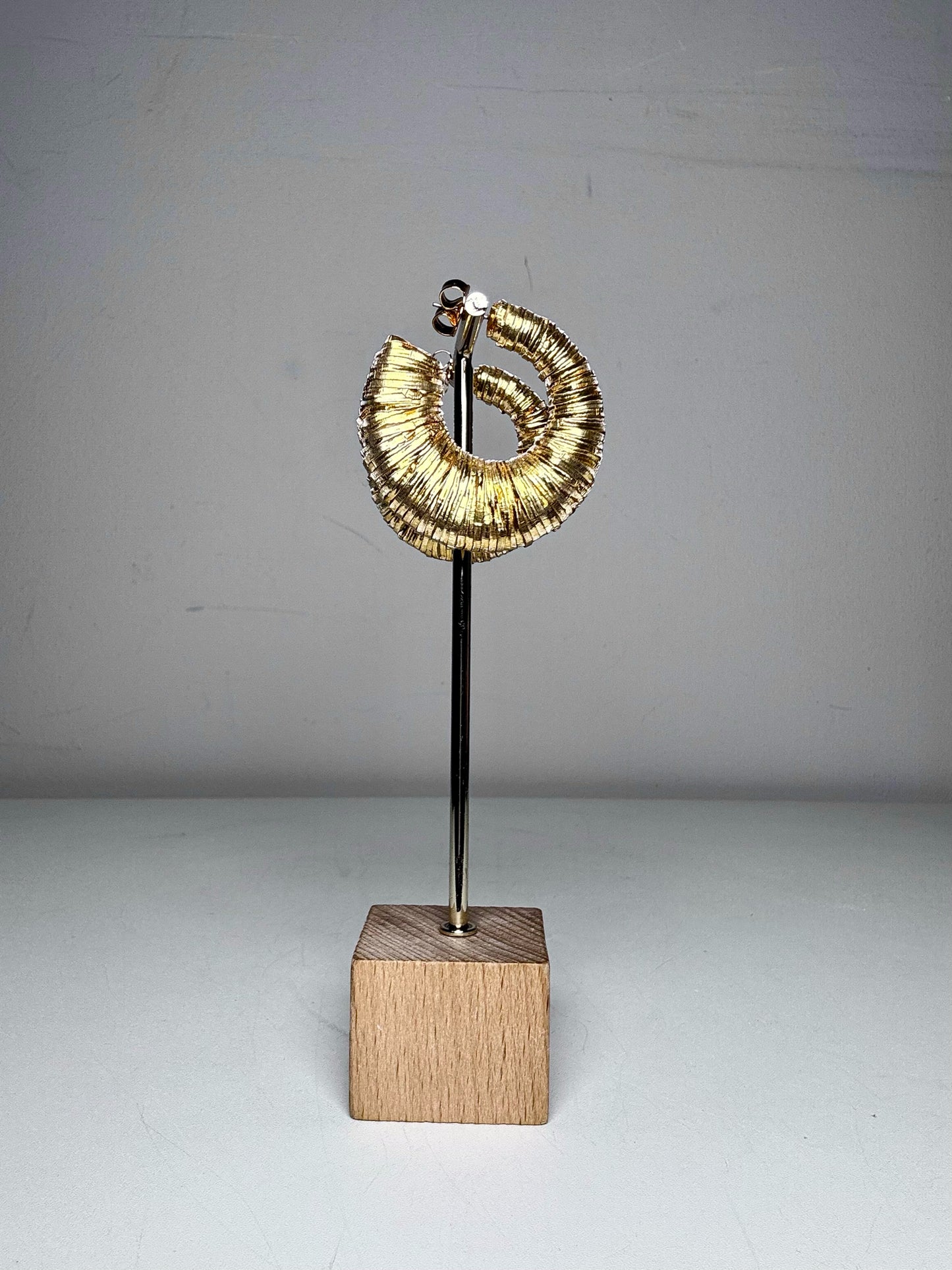 Rebecca de Ravenel Gold, Gold-plated Crescent Earrings
