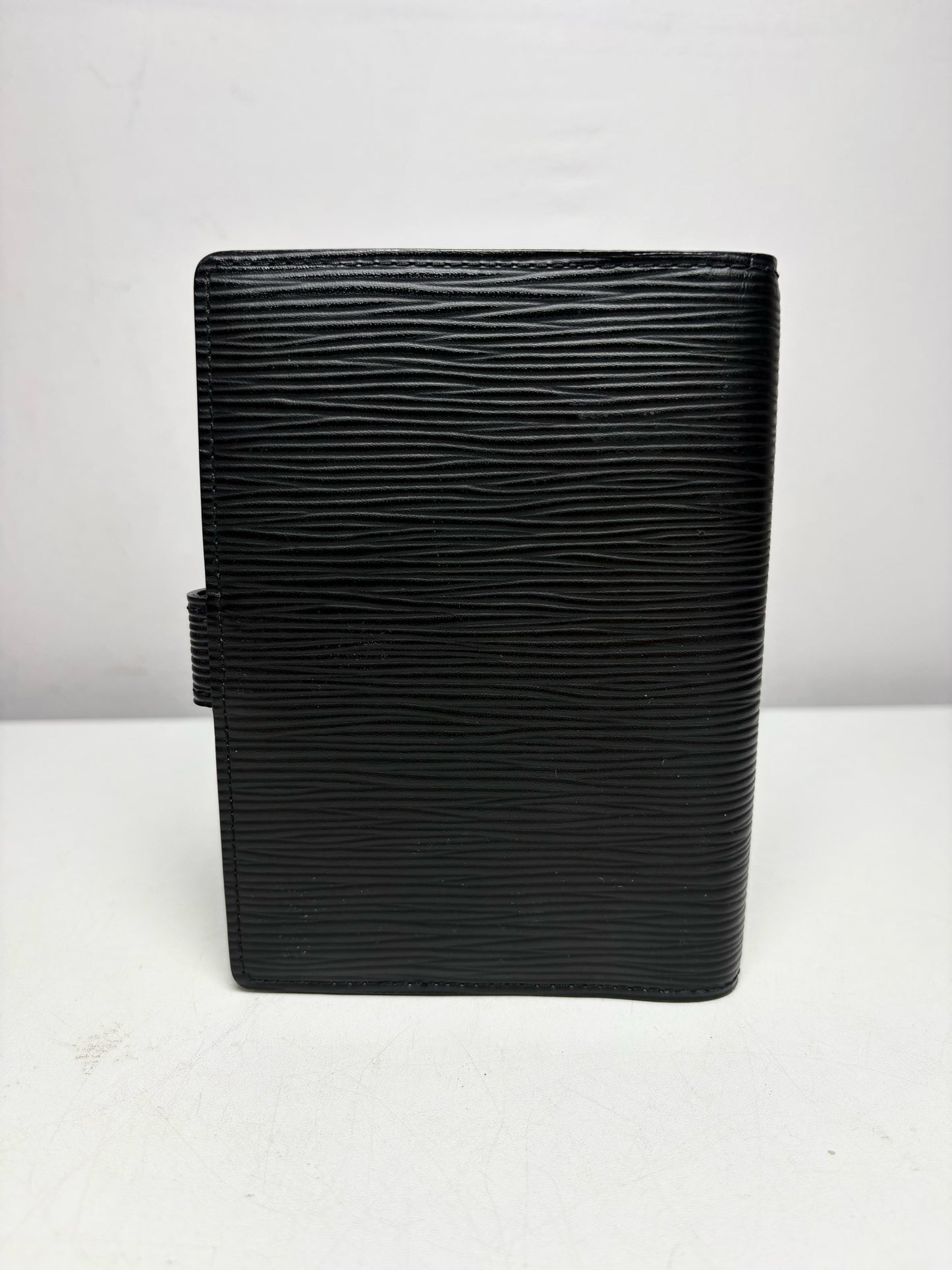 Louis Vuitton Black Epi Leather Small Pre-Owned 6-Ring Agenda Planner Wallet