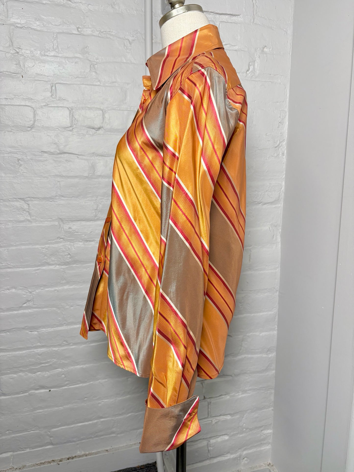 Women Size 10 Pamella Roland Orange, Brown, Red Striped Silk Shirt
