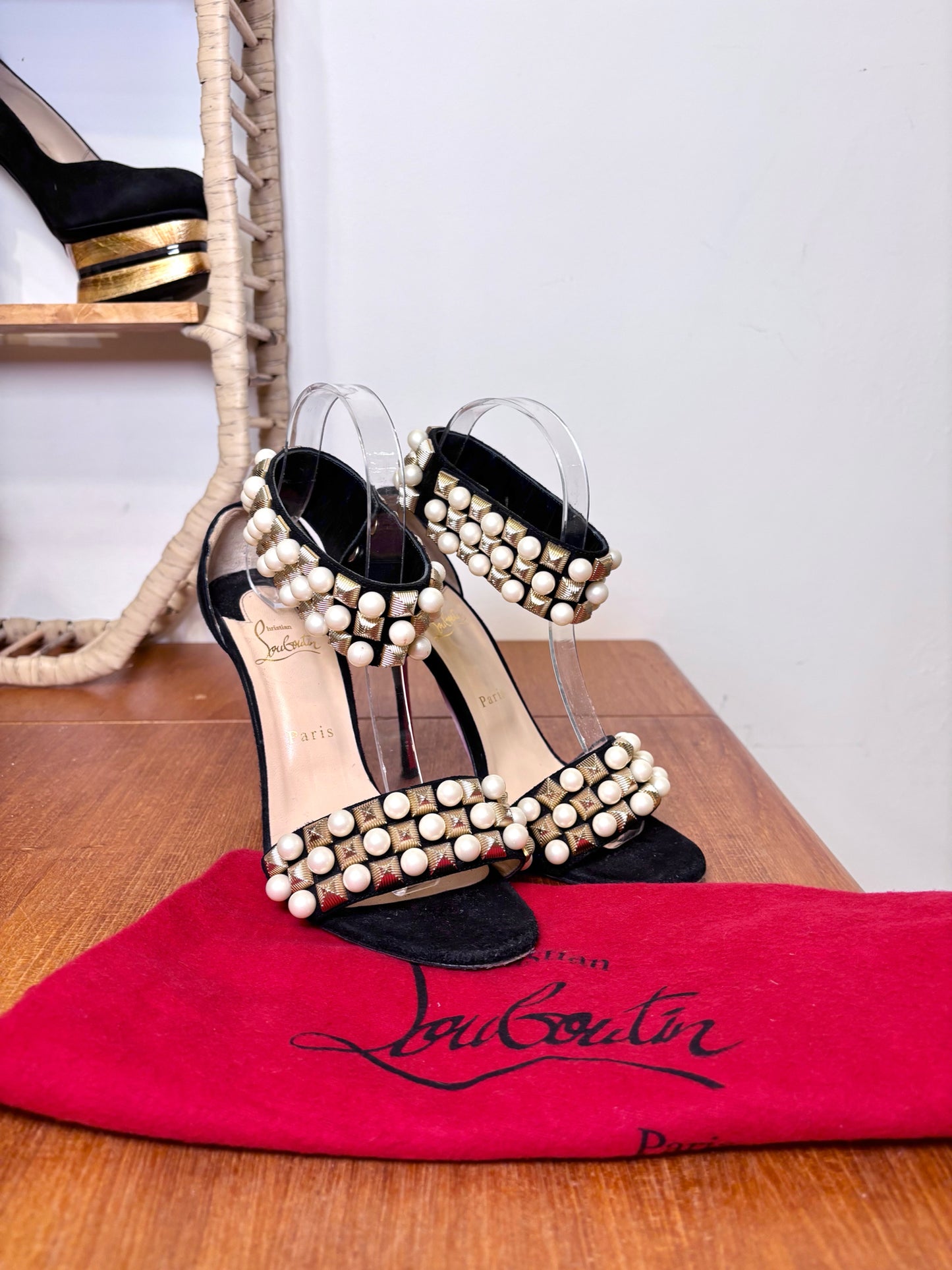 W Size 39.5 Christian Louboutin Black Suede Tudor Bal Pre-owned Heels