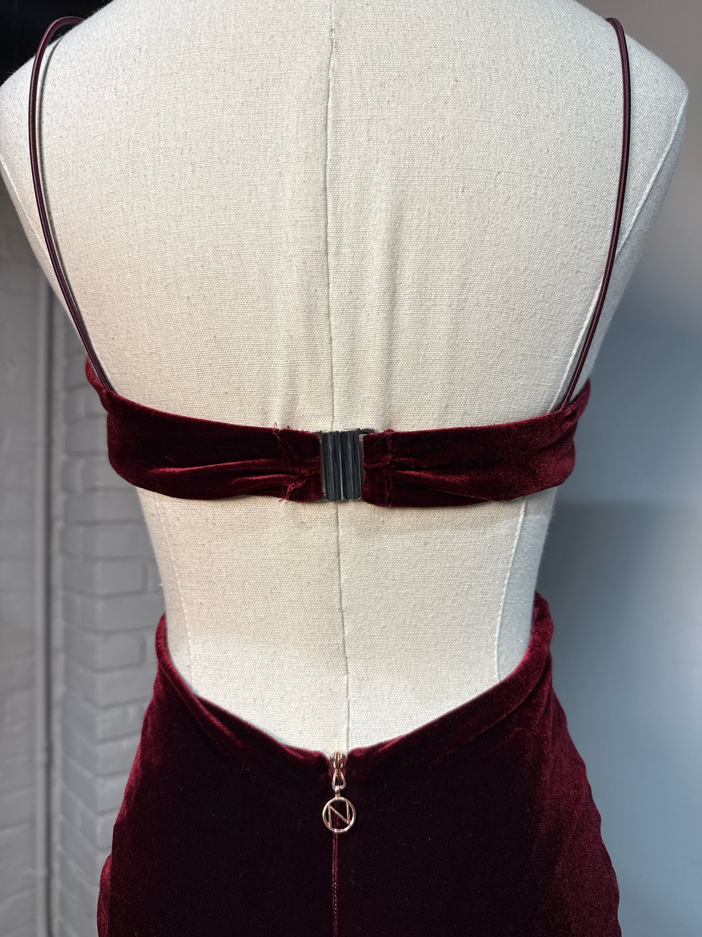 Women Size S Nookie Burgundy Velvet Cocktail Midi Dress