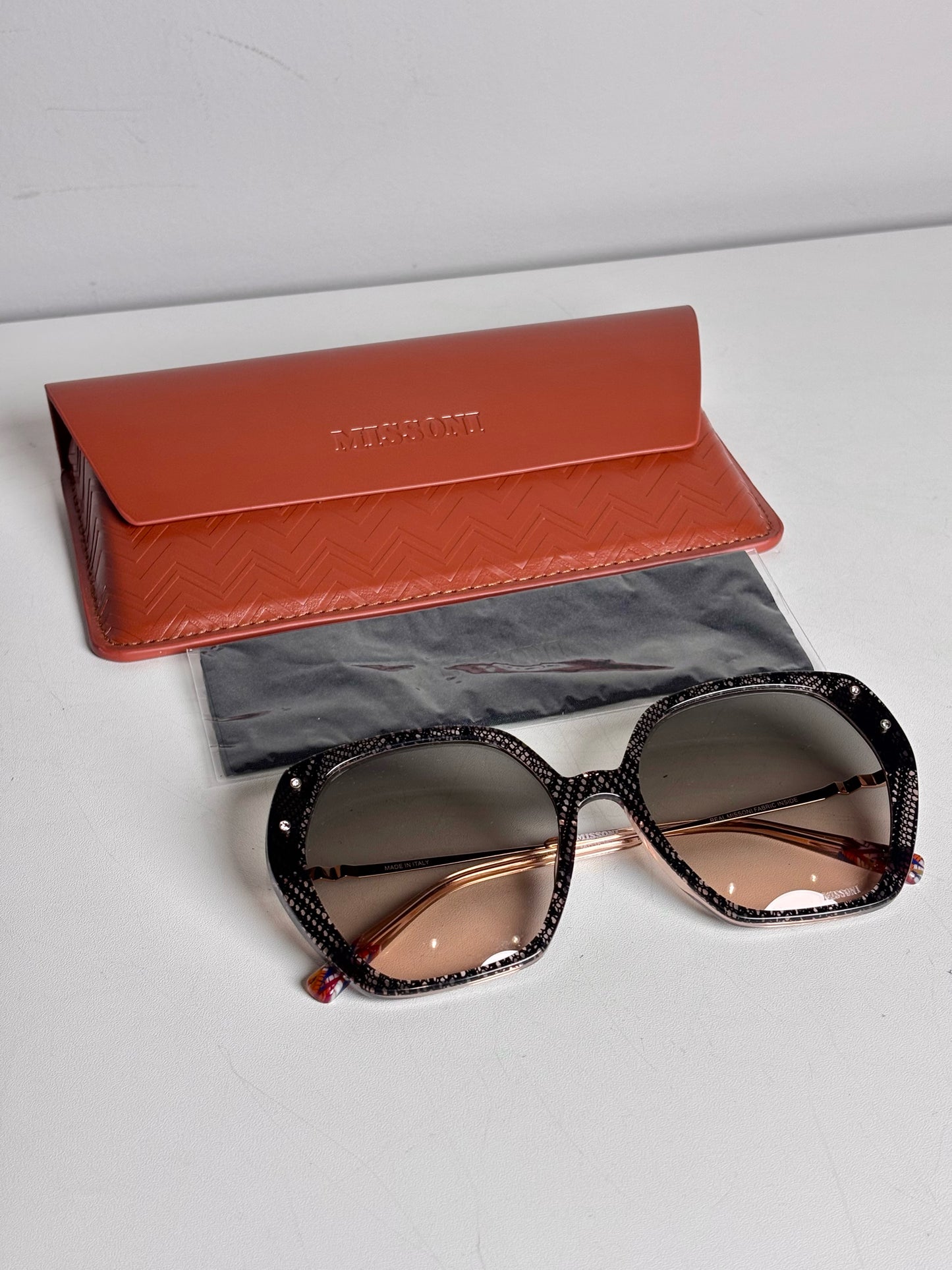Missoni MIS0025/S KDXFF Pre-owned Black, Brown Oversized Pre-owned Sunglasses