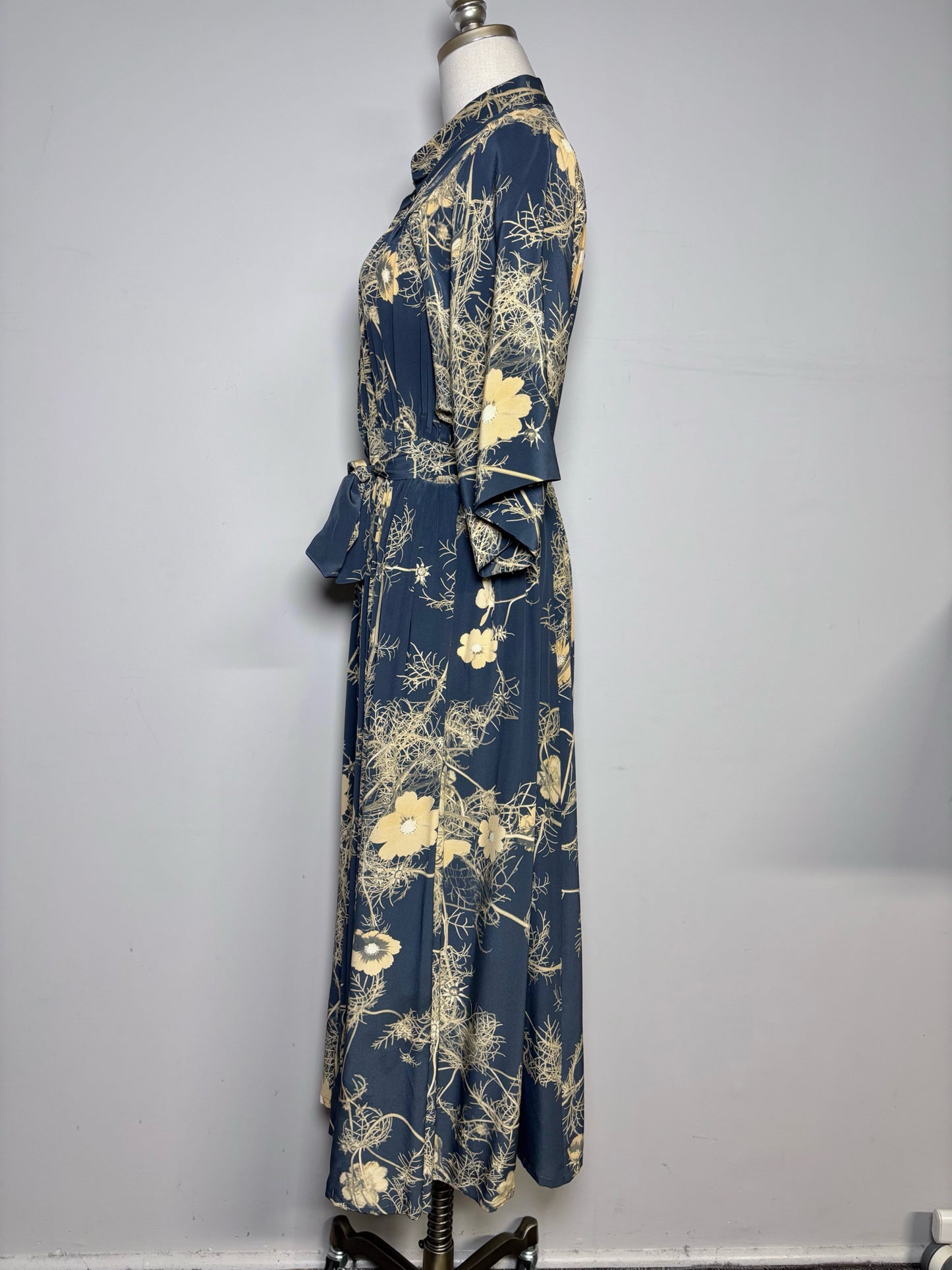 Women Size 38 (6 US) Dries Van Noten Blue, Cream Print Pure Silk Pre-owned Dress