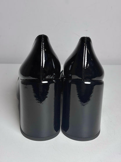 W Shoe Size 38 (8 US) Versace Black Patent Leather Women's Pre-owned Pump