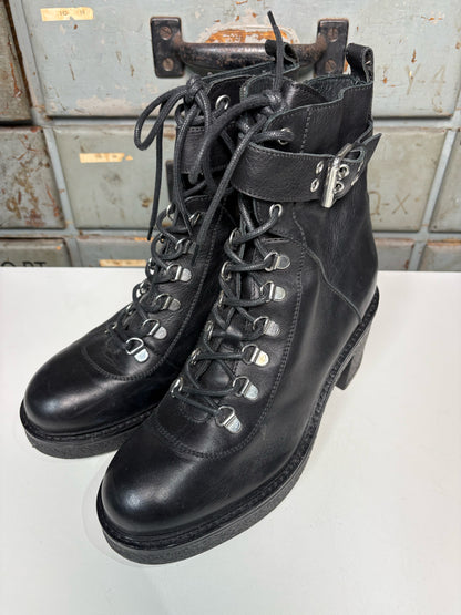 W Shoe Size 38 Janet Sport Black Leather Boots
