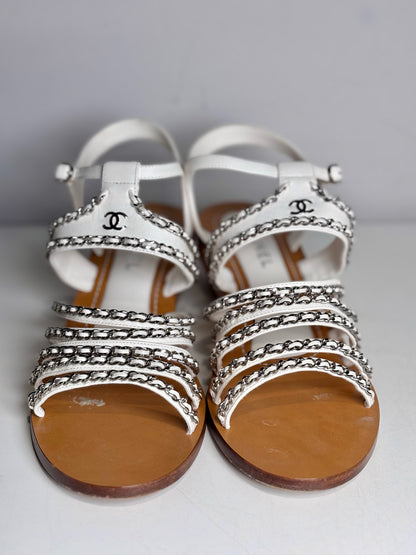 Chanel Women Shoe Sz 41 White Lambskin Leather Chain Detail Pre-owned Sandal