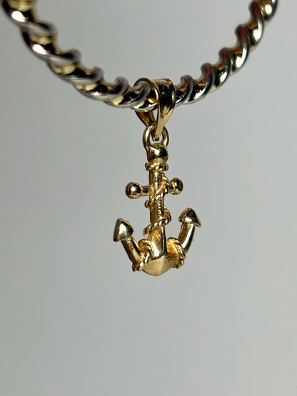 14K Gold Clasp No Label Anchor Pendant