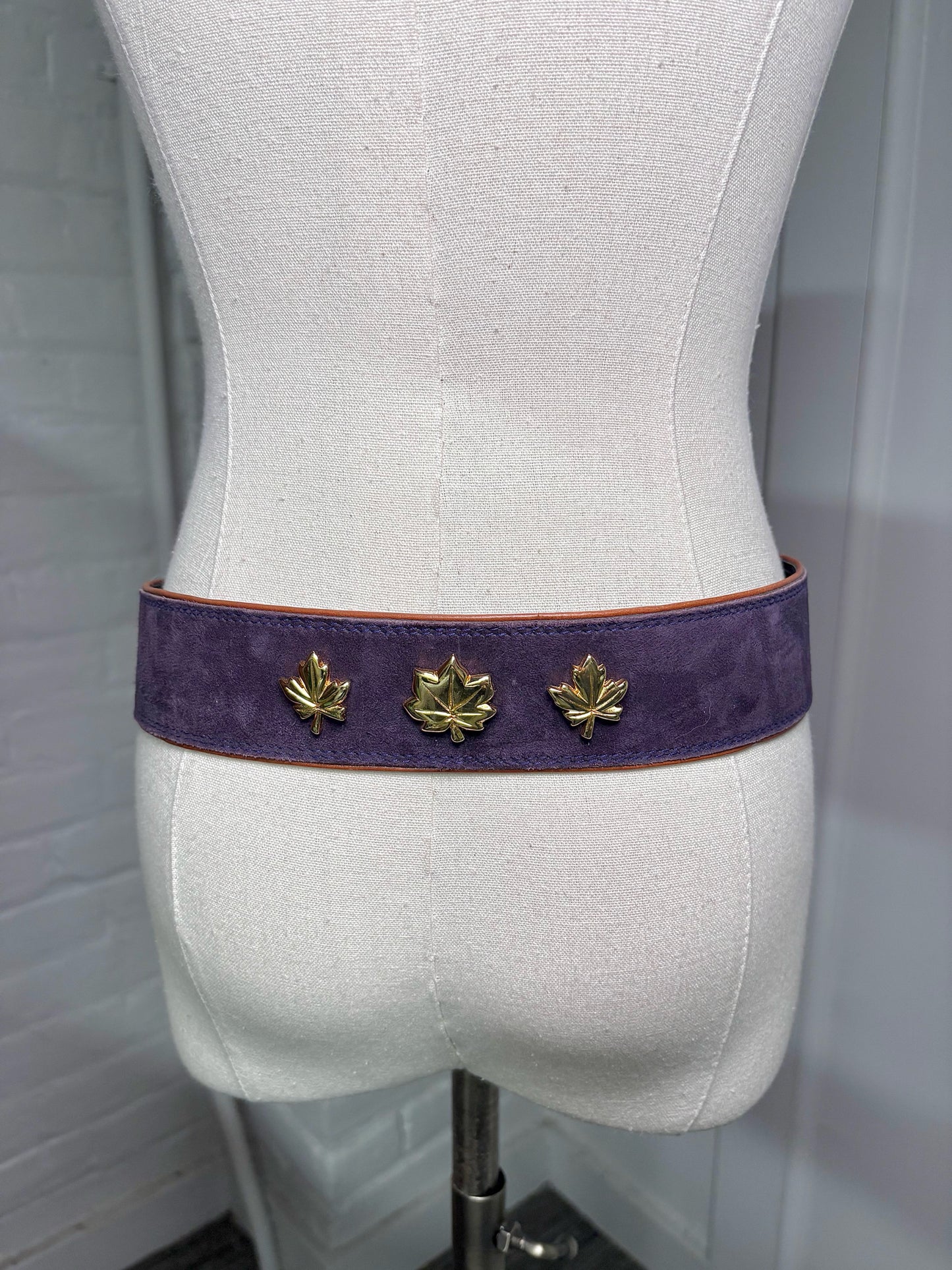 Escada Suede Leather 40 (S, XS) Vintage Purple Belt