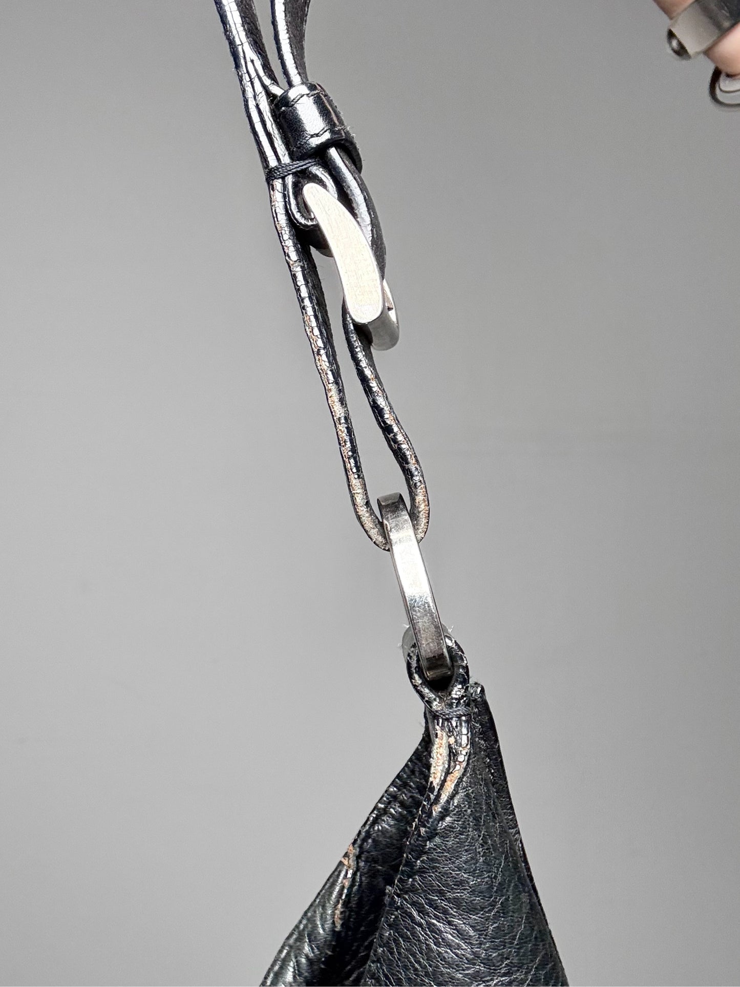 Prada Solid Vintage Leather Pre-owned Black Medium Purse