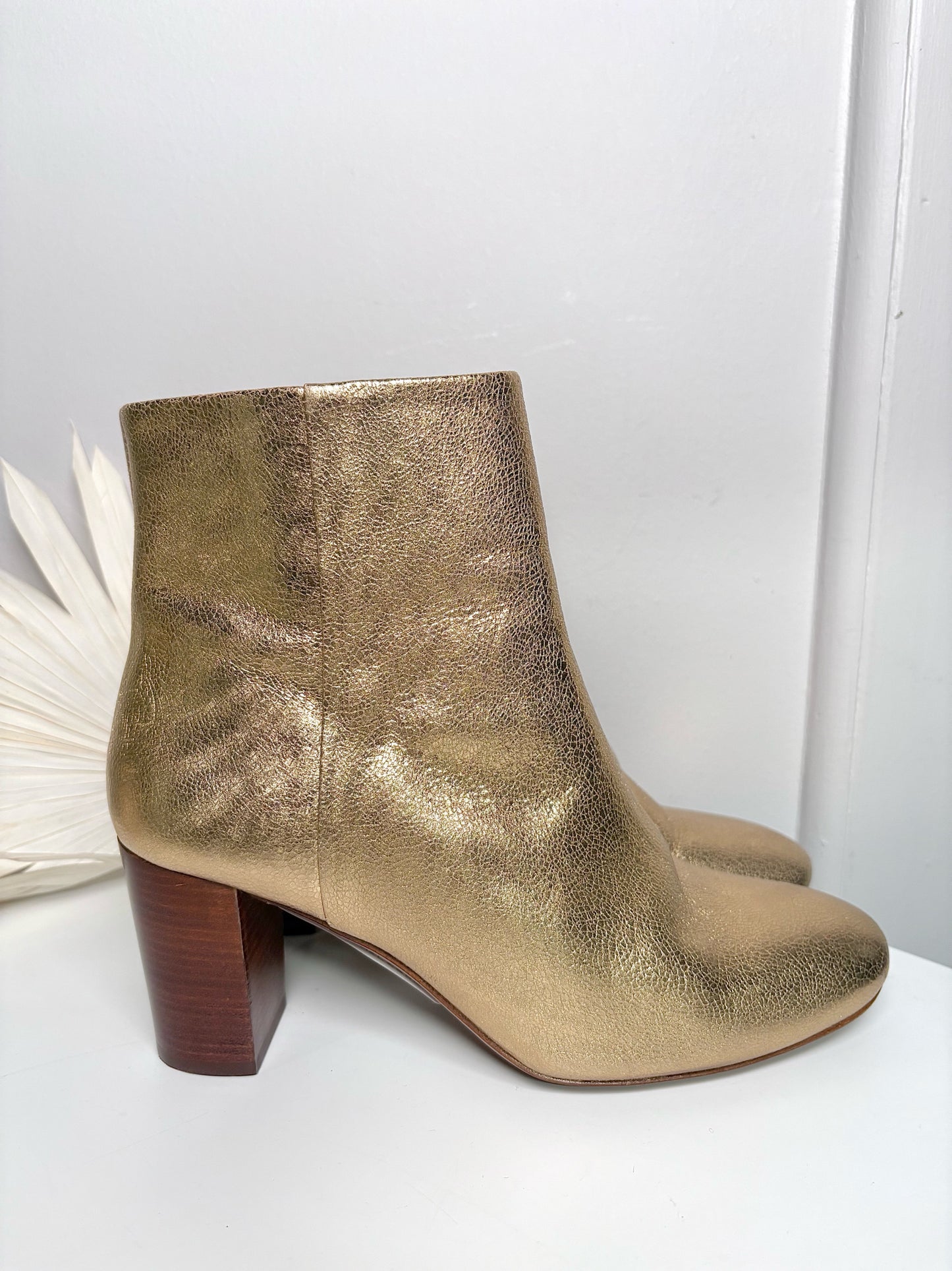 W Shoe Size 41 (10, US) Sezane Metallic Gold Lea Ankle Boots